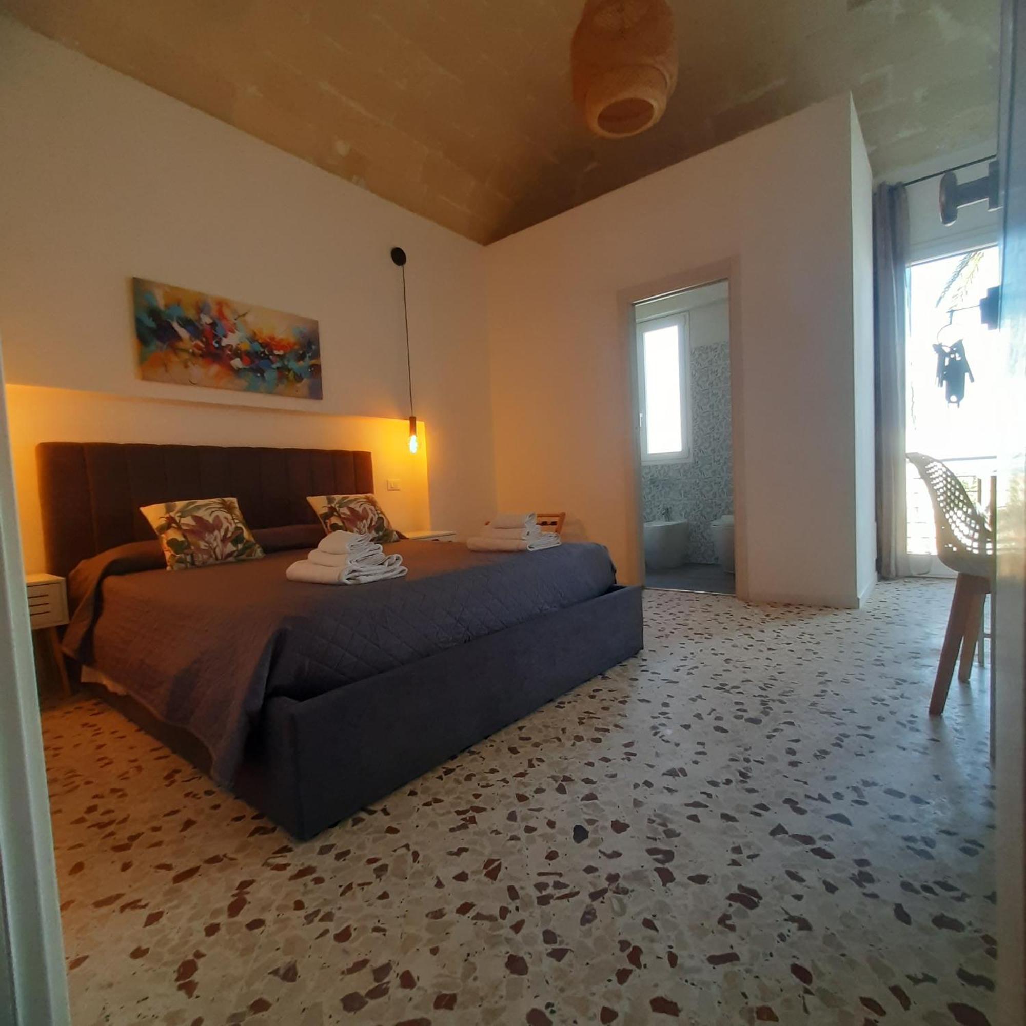Ponente & Maestro Rooms Favignana Exterior foto